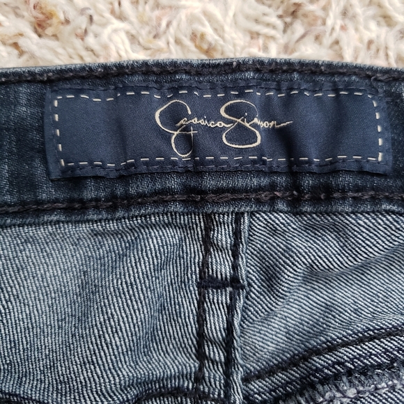 Jessica Simpson Kiss Me Jegging Jeans - Picture 4 of 6